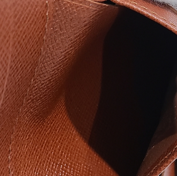 Louis Vuitton Cognac Epi Leather Slim Wallet - Picture 9 of 11